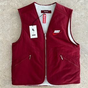 Supreme x Nike Reversible Nylon Sherpa Vest